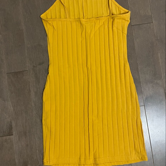 Yellow Summer Dress - Picture 2 of 3